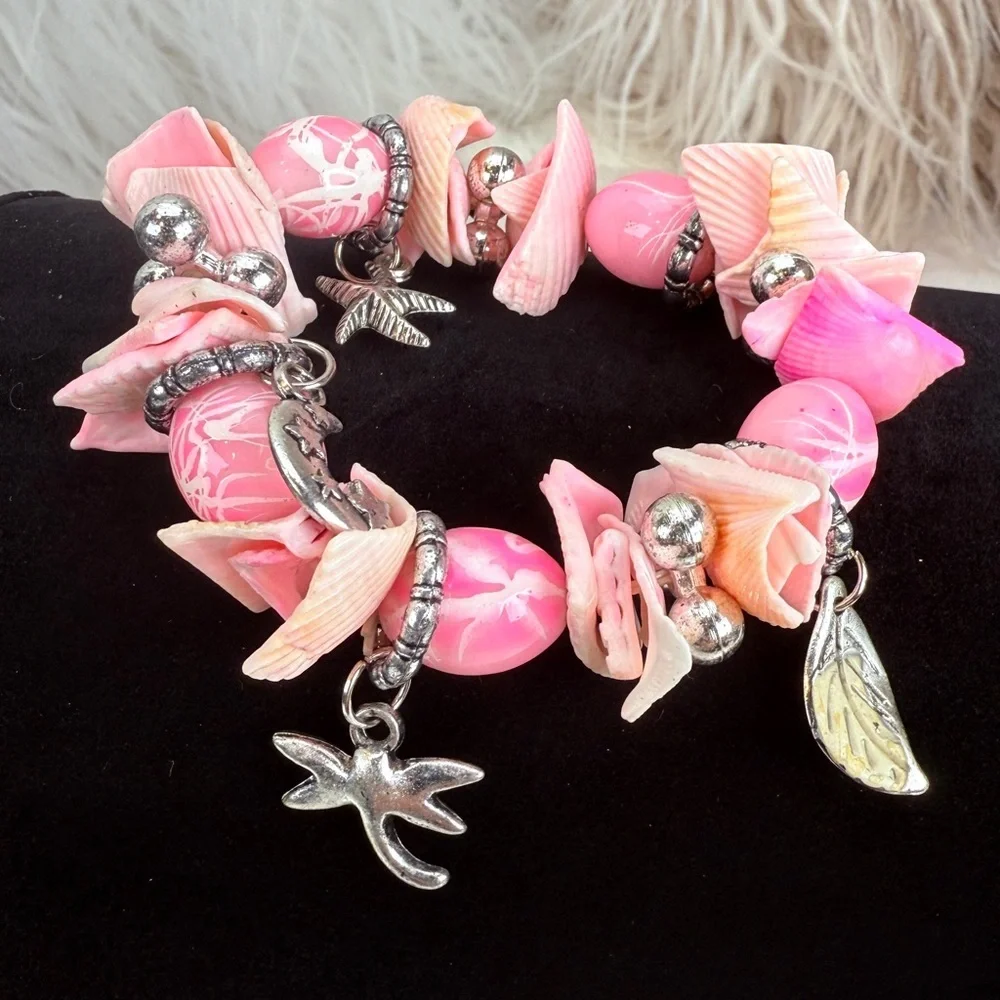 Island beach chic pink and silvertone charm stretch bracelet